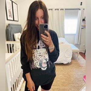 Daydreamer Def Leppard shirt